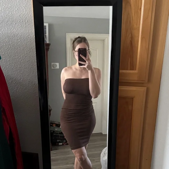 Forever 21 Strapless Ribbed Tube Dress - Picture 2 of 5